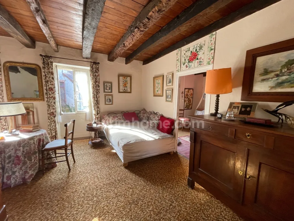 Bedrooms - Stone House with Garden in Châteauponsac