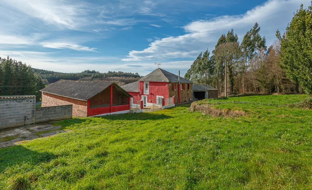 Välivaade - Farmhouse with Barn in Pol, Lugo