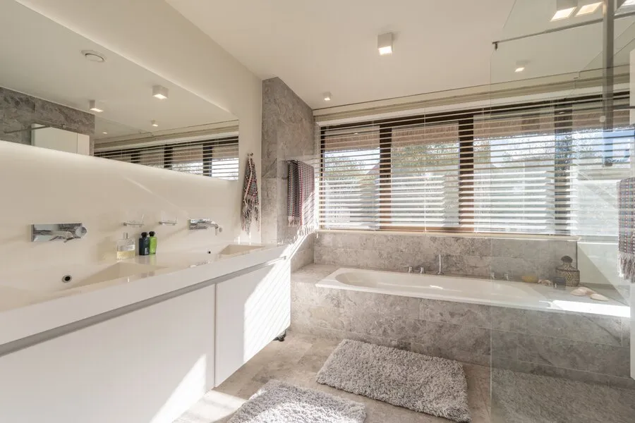 Salles de bain - Villa avec Terrasse et Vue Jardin près de l'Oude Molen