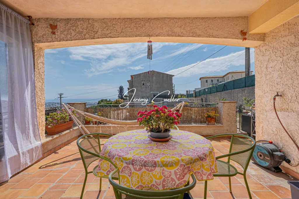 Terrasse - Duplex avec Terrasse Panoramique à Saint-Laurent-du-Var