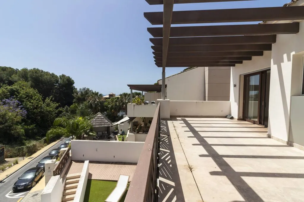 Rõdu - Luxury Semidetached House with Pool in Marbella