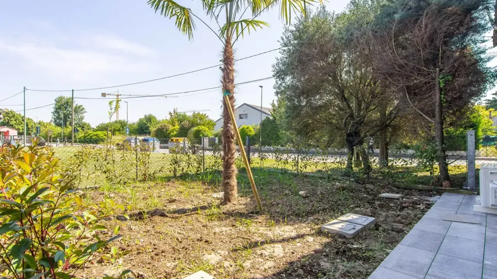 Aed - New Villa with Private Garden in Padova