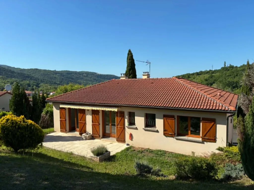 Välivaade - Light-Filled House with Garden in Durtol Montchany
