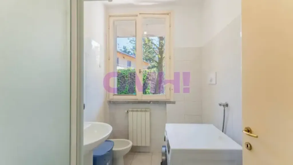 Vannitoad - Ground Floor Flat with Balcony in Gallarate