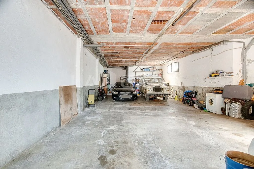 Garage - Chalet with Terrace in Santa Eulàlia de Ronçana