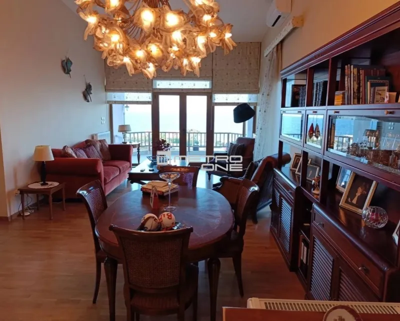 Salle à manger - Apartment with Sea View in Rafina