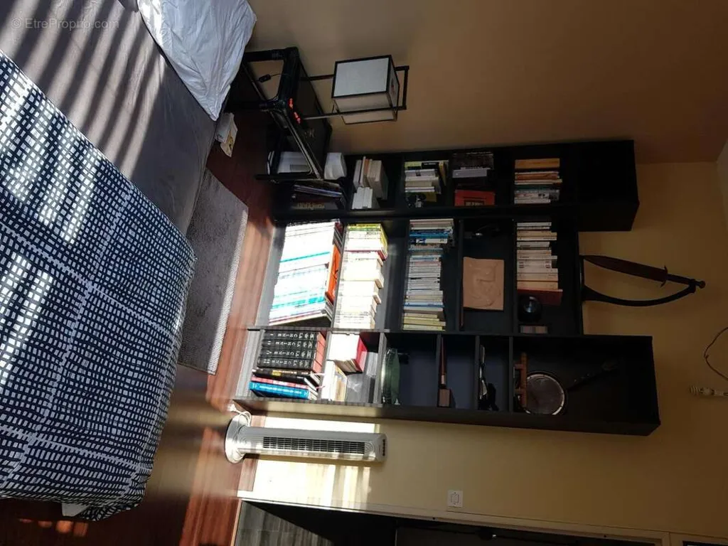 Chambres - Appartement F2 avec Parking à Grigny