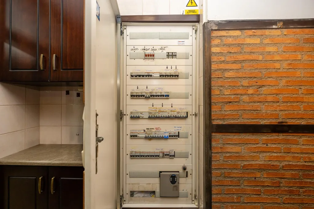 Utility Room - Rehabilitated Building with Terraces in Granada Centre