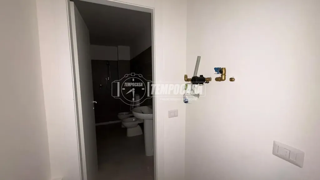 hallway_entrance