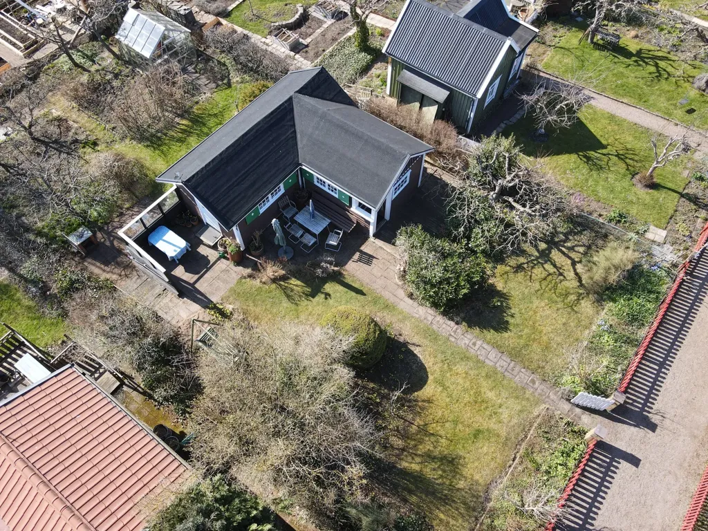 Vue aérienne - Charming Cottage with Orchard in Närlunda