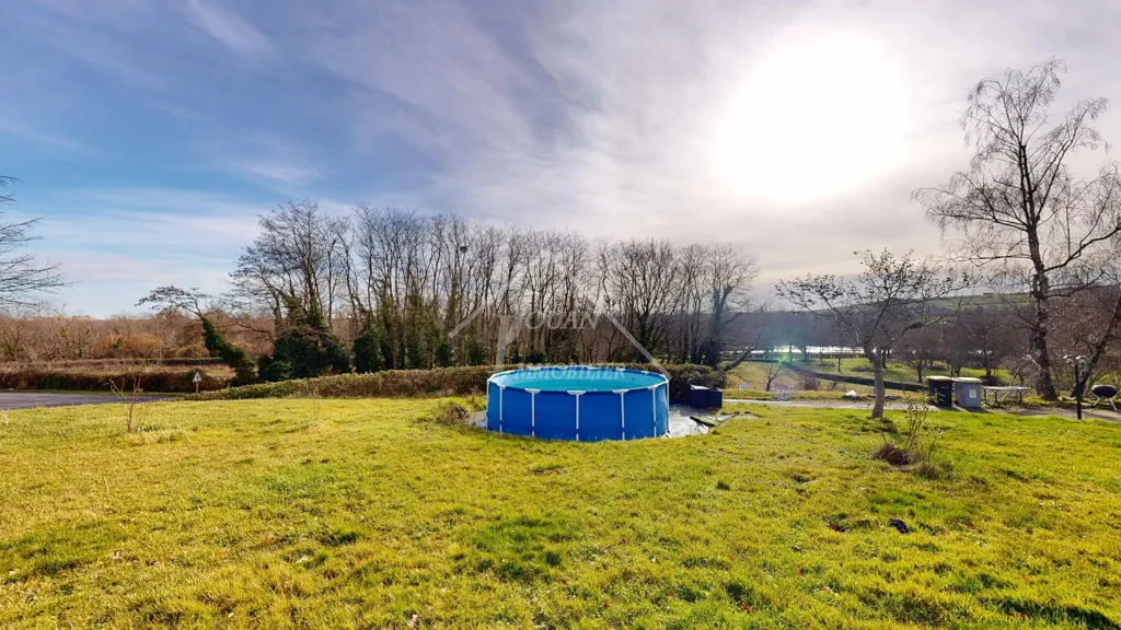 Jardin - Maison avec Terrain et Vue Rivière à Jenzat