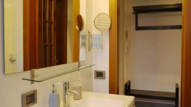 Salles de bain - Bright Studio with Metro Access in Milan