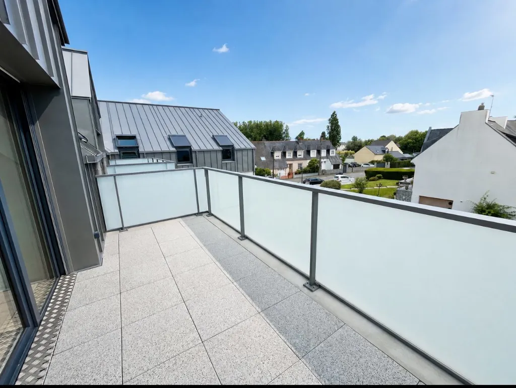 New Flat with Balcony in Cancale