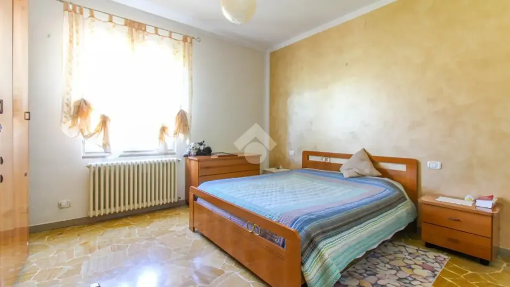 Magamistoad - Bifamiliar Villa with Garden in Barghe