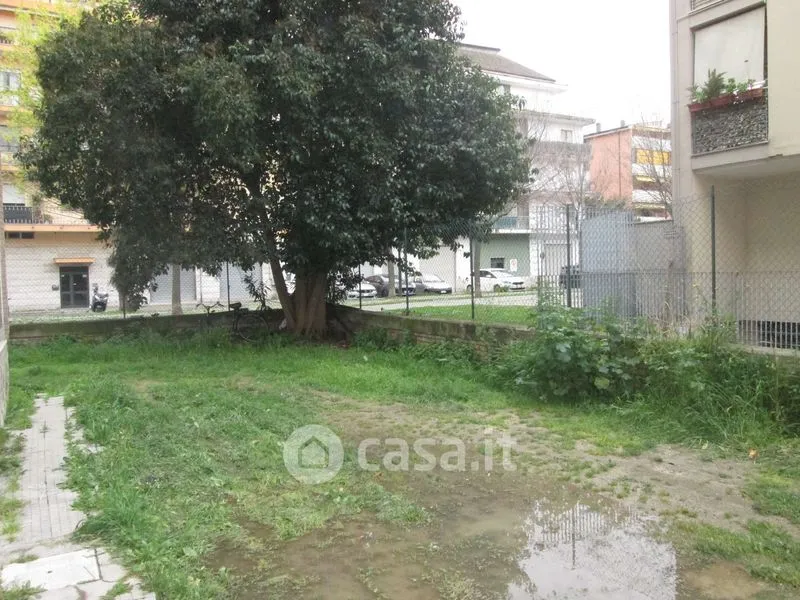 Giardino - Appartamento con due balconi nel centro di Pescara