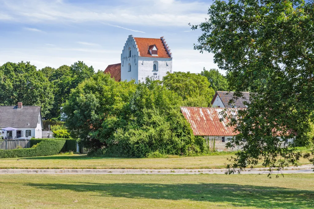 Year-Round Plot with 5G Coverage in Tranekær