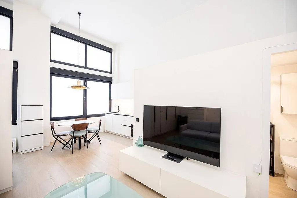 Elutuba - Ample Loft with Garage in Retiro, Madrid