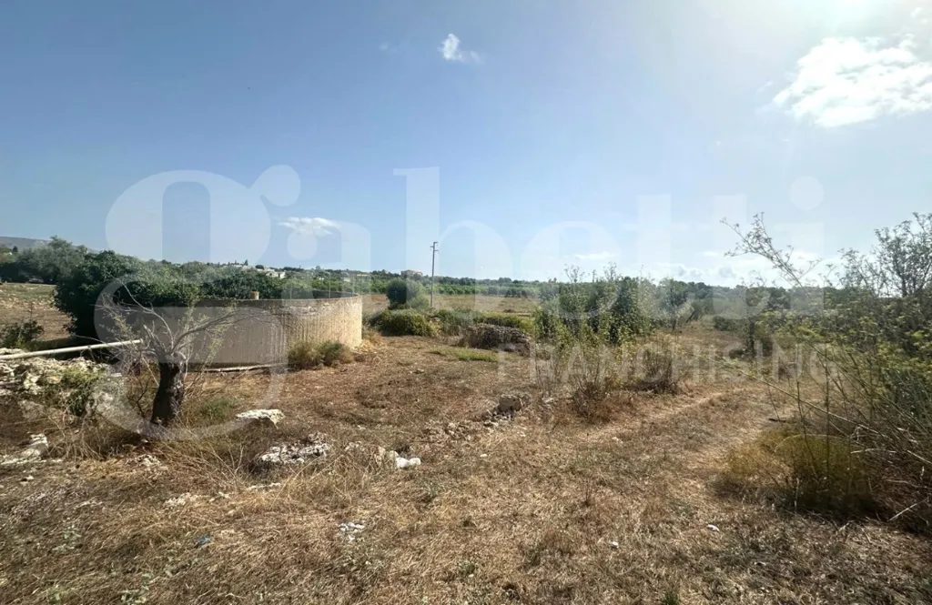 Aed - Buildable Land with Sea View in Noto