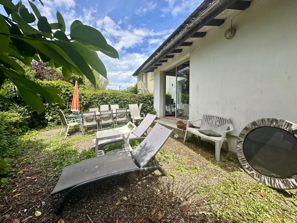 Terrasse - Maison avec jardin en centre-ville à Eauze