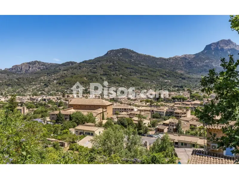 Modern Townhouse with Mountain Views in Sóller