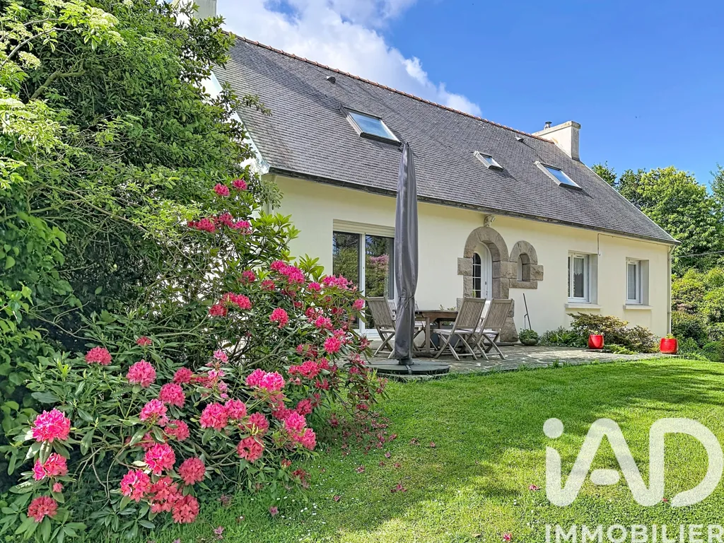 Extérieur - Maison Traditionnelle avec Jardin à Plomeur