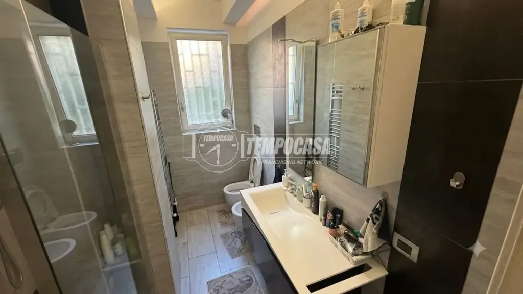 Bagni - Appartamento con giardino condominiale a Napoli