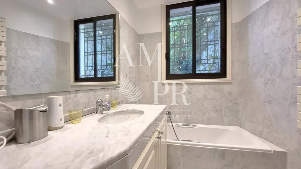 Bagni - Villa with Sea View in Cannes