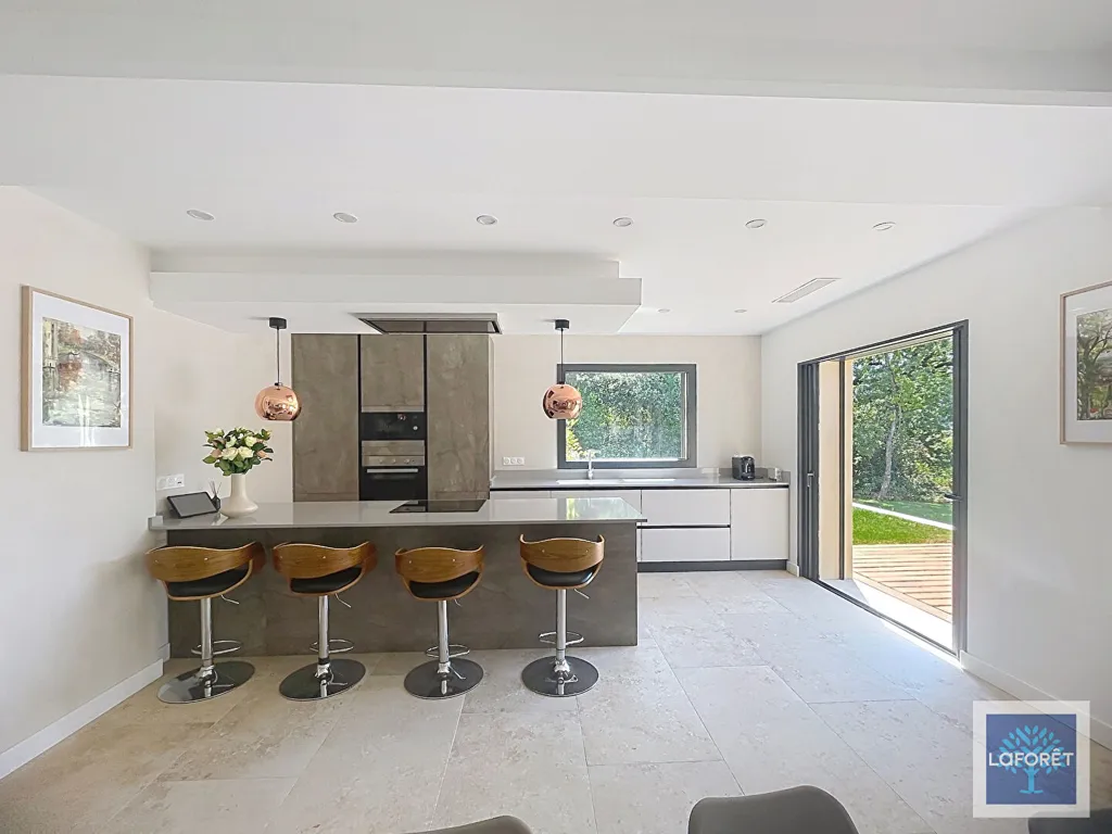 Cuisine - Villa Neuve avec Piscine à Saint-Paul-de-Vence