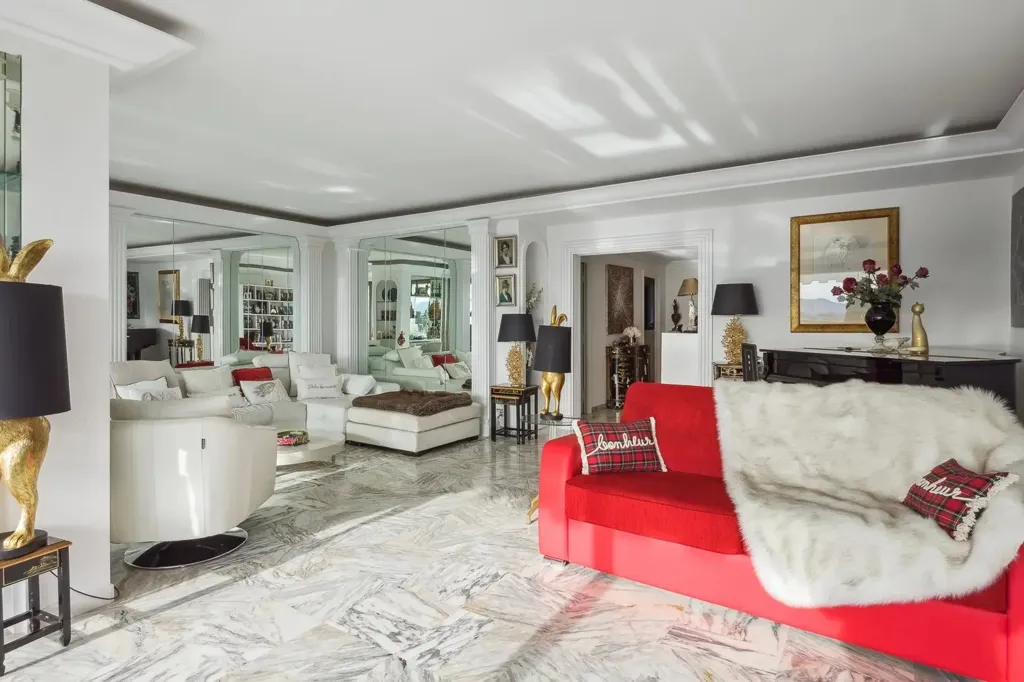 Séjour - Appartement Luxueux avec Vue Mer à Cannes