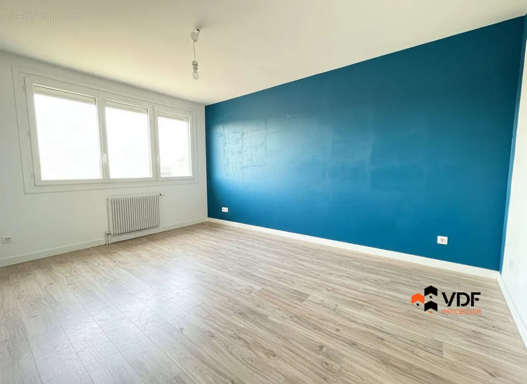 Appartement 4 pièces à Le Coteau