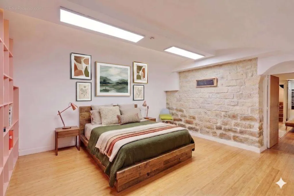 Chambres - Loft à Usage Mixte avec Deux Entrées à Paris