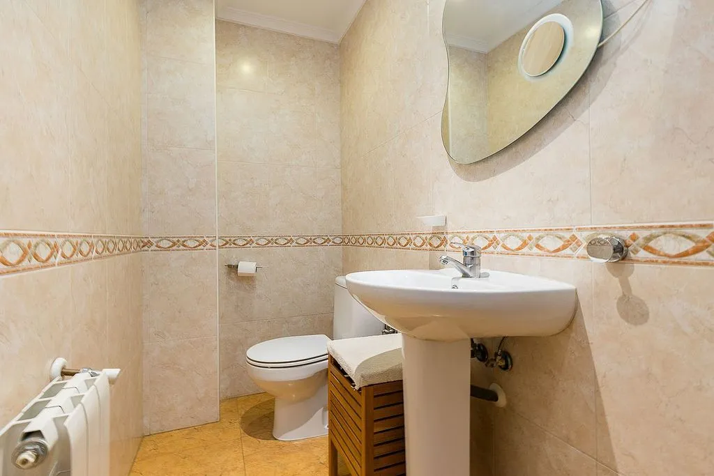 Salles de bain - Terraced Semi-Detached House in Picanya