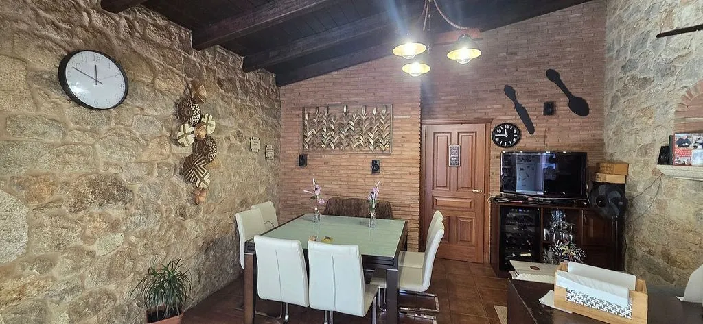 Salle à manger - Chalet with Pool and Terrace in Tomiño