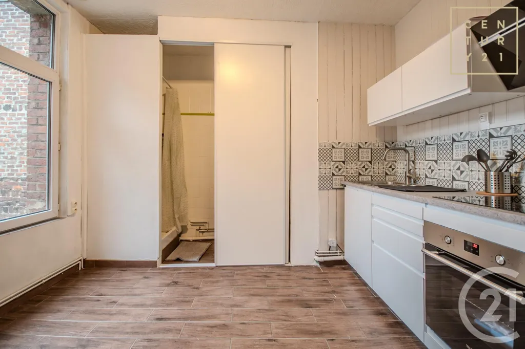 Cuisine - Appartement Meublé 2 Pièces en Centre-Ville de Maubeuge