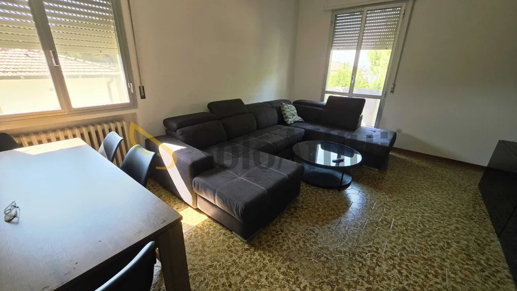 Soggiorno - Spacious Apartment with Balcony in Forlì