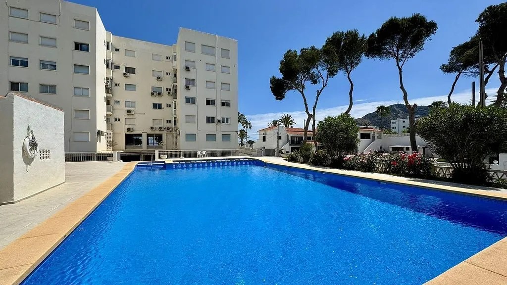 Piscine - Seafront Apartment with Pool in L'Albir