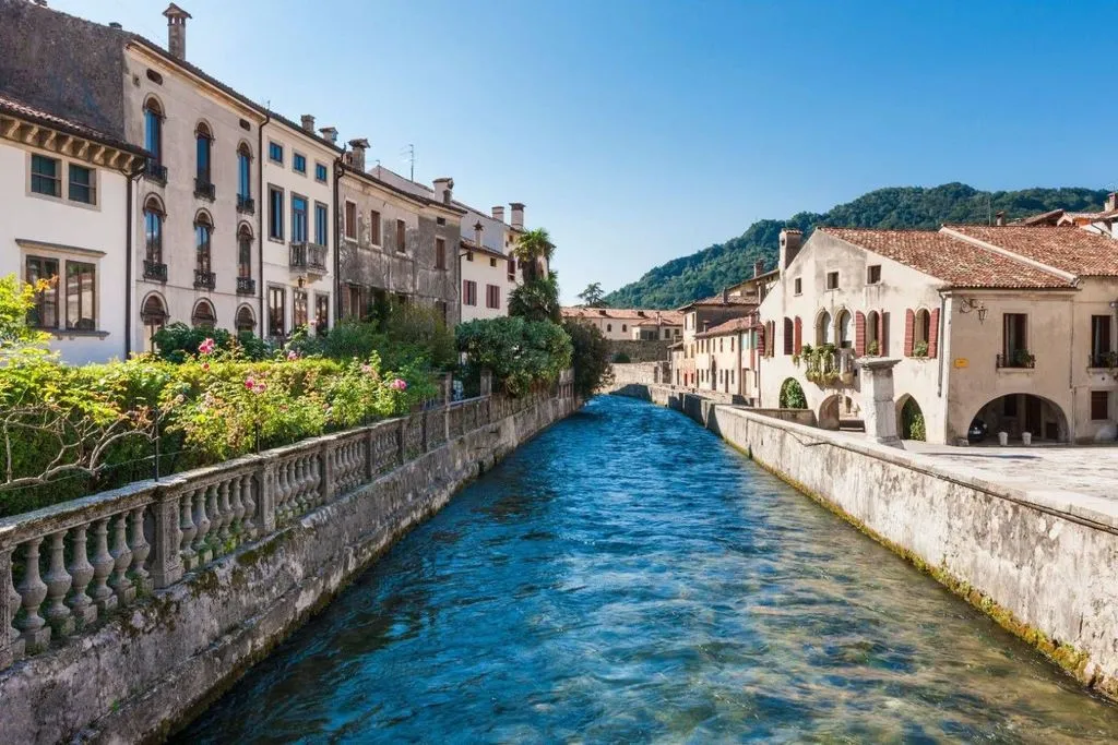 Historic Villa with Garden in Vittorio Veneto