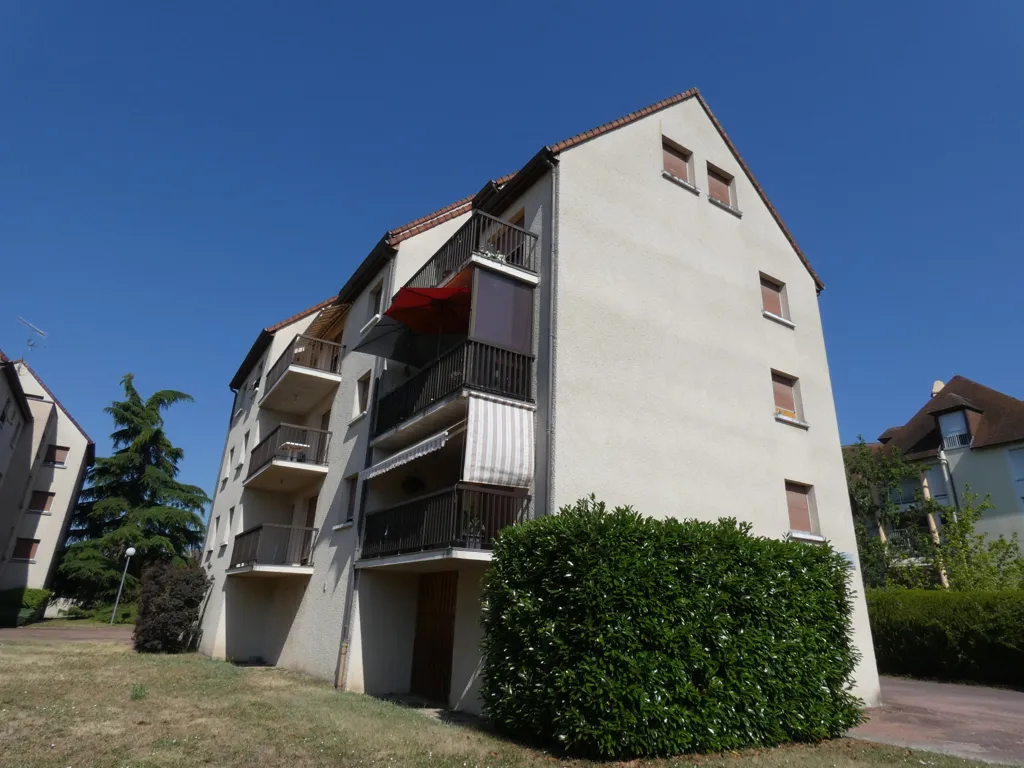 Välivaade - Furnished Flat with Garage in Beaune