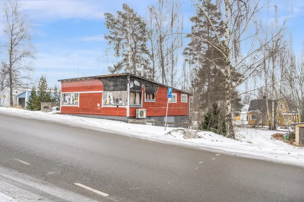 Extérieur - Commercial Property with Development Potential in Svärtinge