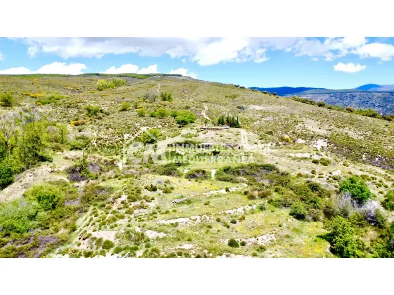 Õhuvaade - Rustic Finca with Water Source in Sierra de Júbar