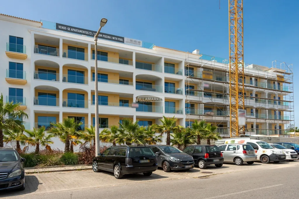 Välivaade - 3+1 Bedroom Apartment with Rooftop Pool in Lagos