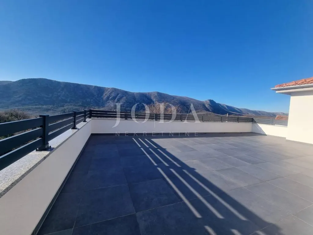 Terrasse - Apartment with Terrace in Vinodolska