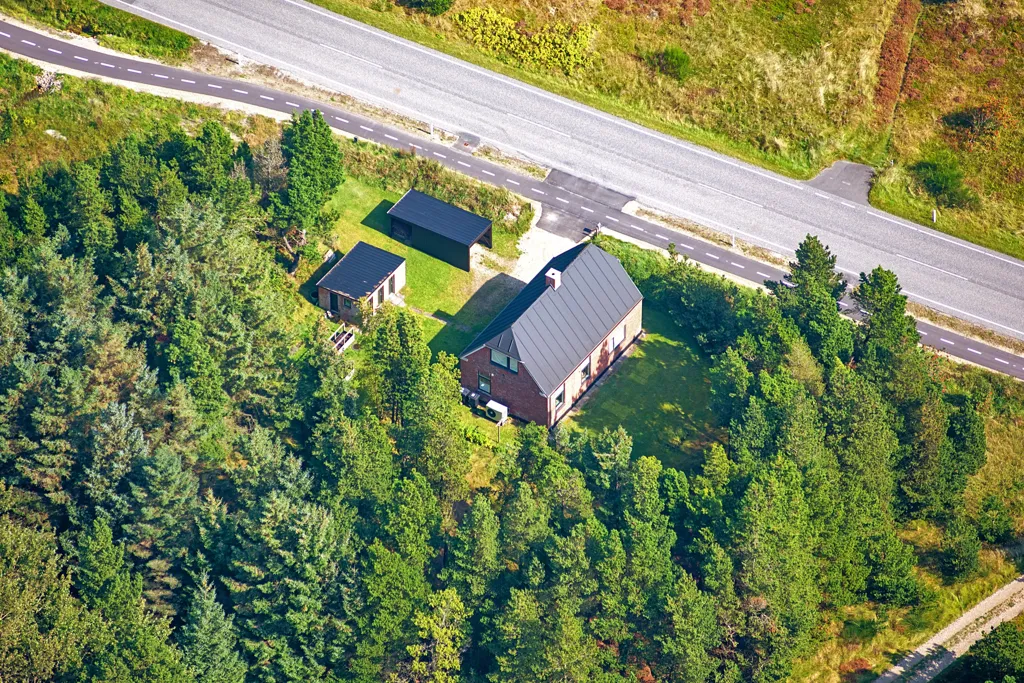 Vue aérienne - Renovated Red Brick Villa with Water View