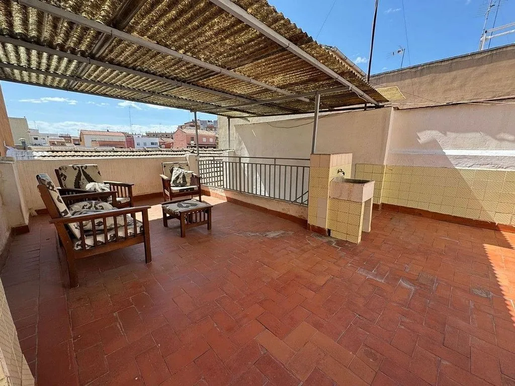 Terrasse - Chalet with Terrace in Aldaia