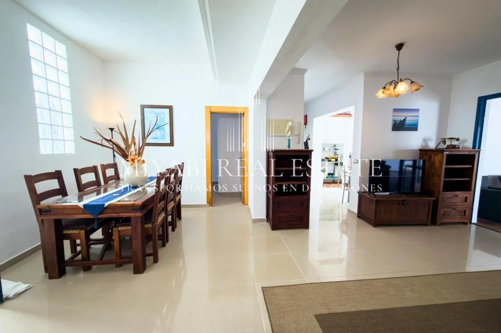 Sala da pranzo - Bungalow with Pool and Studio in Playa Blanca