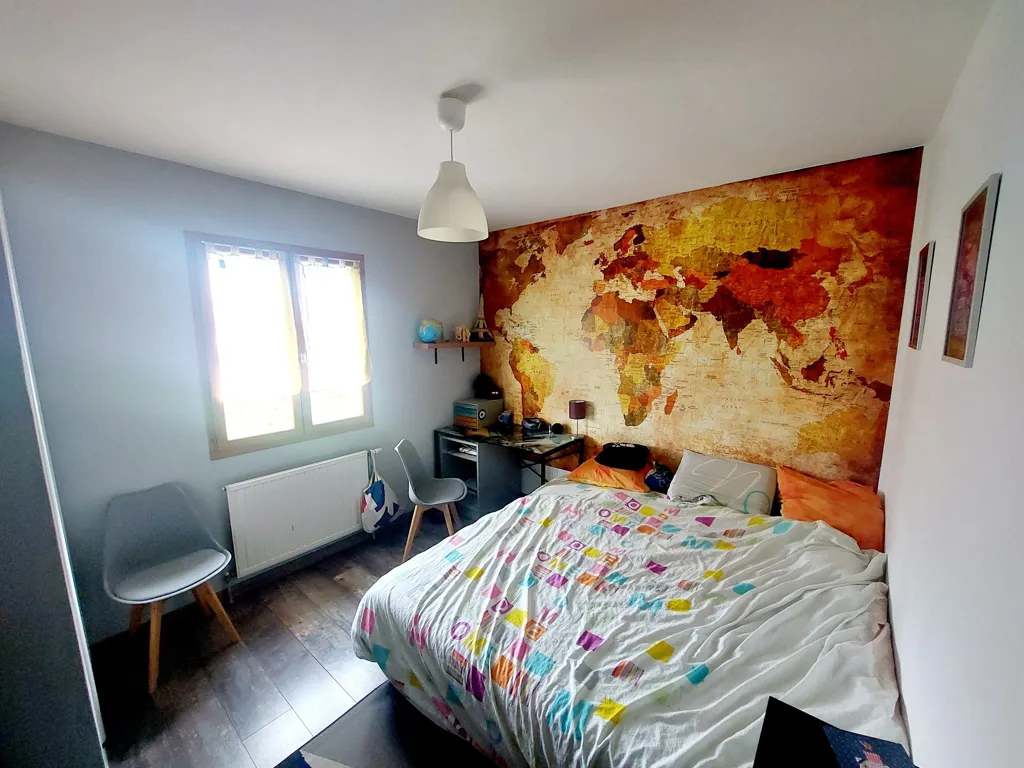 Chambres - Maison Plain Pied avec Jardin à Champdieu