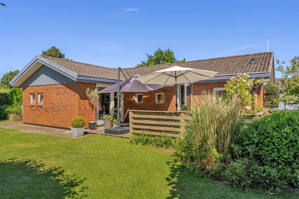 Jardin - Detached Villa with Garden in Sydals