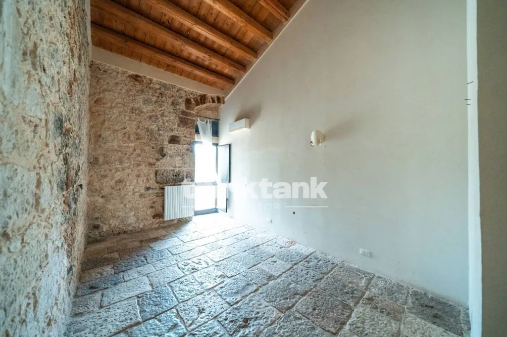 Toad - Rustic Villa with Pool in Ragusa