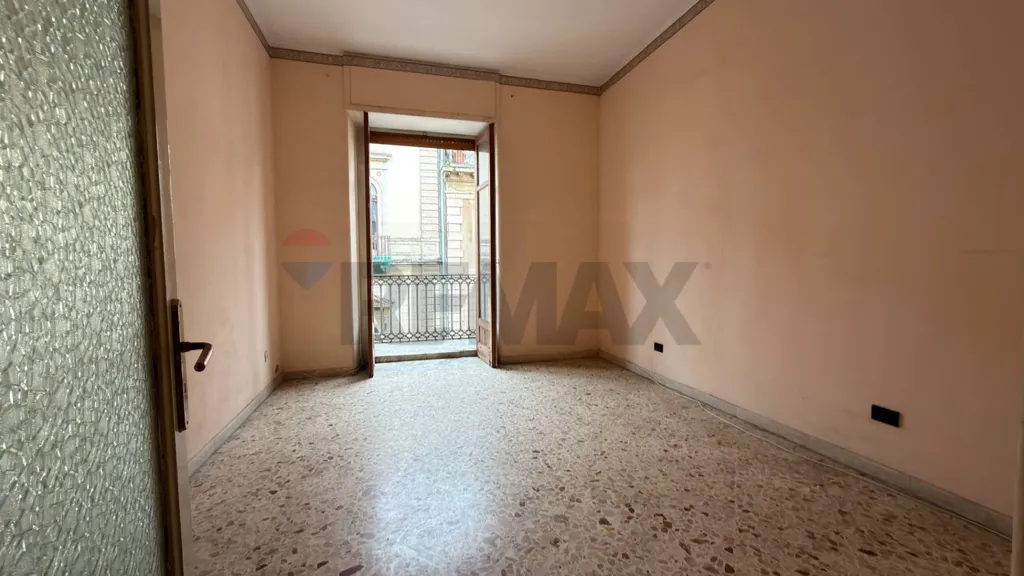 Toad - Apartment with Balcony in Catania Centre