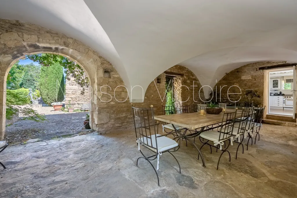 Jardin - Ferme en pierre avec dépendances près de Gordes